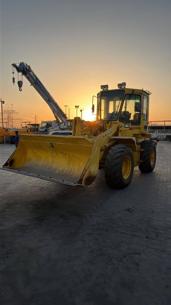 السلام عليكم مكينه لبيع كاوسكي دخول جديد حجم ٥٠ مكينه جديده مامشتغله بالعراق مكاني  ذي قار قلعه سكر رقم الهاتف ***********
