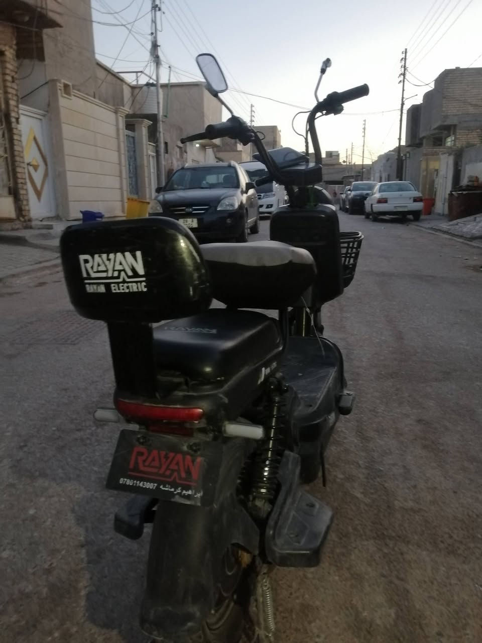السلام عليكم
الدراجه للبيع الدراجه نضيفه وجديده 
وبيه نقوصات لا بصمه بيه ولا جوزه وتشتغل ب فيشه من العقل بس تشكله وتشتفل وشلعه تتطفه والاشاره الكدام عل يمين مو شغاله وتصليح رخييص واكو ضعف بل بطاريات تنقص حبايتين  اول ماتشغله بس سريعه كلش وتخبل وكشي مابيه  واوكعه من السعرولان نقوصات بيه وماصارله سنه من اشتريته نضيفه وجديده السعر 300 وبيه مجال 
المكان النجف حي الجامعه


**إذا كنت صاحب هذا الإعلان وتريد حذفه لأي سبب، رجاءا أرسل رسالة إلى الدعم الفني**