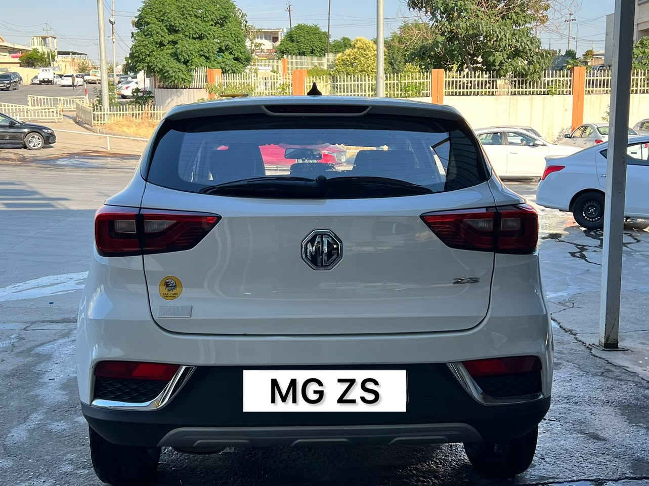 سڵاوتان لێبێ ئەم  (MGZS) بۆ فرۆشتن 
مۆدێل (2020) پاکە بێ بۆیاخە تەنها سەر بۆنیت پەڵەیەک پێوەیە  
سەیارەکە (85000) ڕۆشتوە 
چوار تایەی لۆک لەسەر 
گێڕ و مەکینە ی بە شەرت
نەکراوەتەوە 
تازە ڕۆنی گۆڕاوە  
بێعەیب و بە شەرت 

ژمارەتەلەفون 
***********
***********

