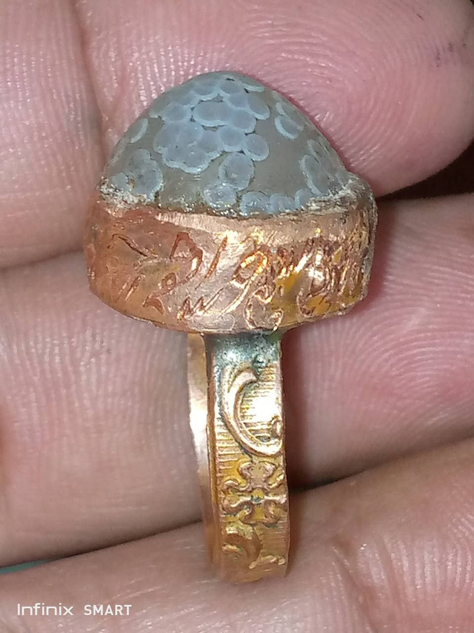 نوادر السليماني العطف  القديم على قالب ٧ معادن ........السعر
٤٠ .........


**إذا كنت صاحب هذا الإعلان وتريد حذفه لأي سبب، رجاءا أرسل رسالة إلى الدعم الفني**