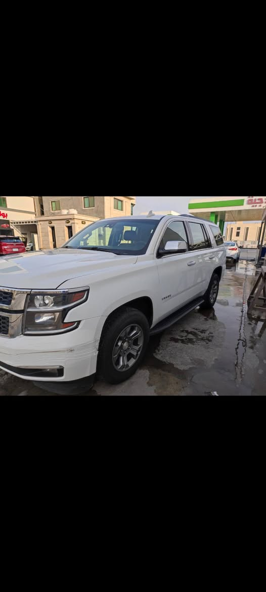 تاهو 2018بسمي على وضع الشركه كلها على بلاد السياره جديده بمعنه الكلمه ستعمال شخصي ماشيه 70 حقيقي مكان كوت عتذر على المراوس بيع فقط السعر 325وبيها مجال حك الجيه بس والله بعافيه الي يخذها تحويل نفس اليوم *********** بجم كبس بدون ارباك بدون دواخل حدثها جاملغ خلفيه وشبرين بقبق الجنطه الي حب يعرف حادثها يجي خاص
