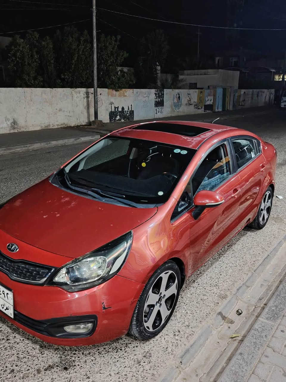 سلام عليكم كيا ريو 14 فول فتحه محرك 1600 السياره جديده ماشيه 168 الف مكفوله من الصبغ حتى الدعاميات بيها بارد باب خلفي قليل وجراد قليل بلقماره والجنطه باقي كفاله رقم اربيل مكاني نجف سعر 87 بيها مجال اللشراي السياره كل نقص مابيها ***********
