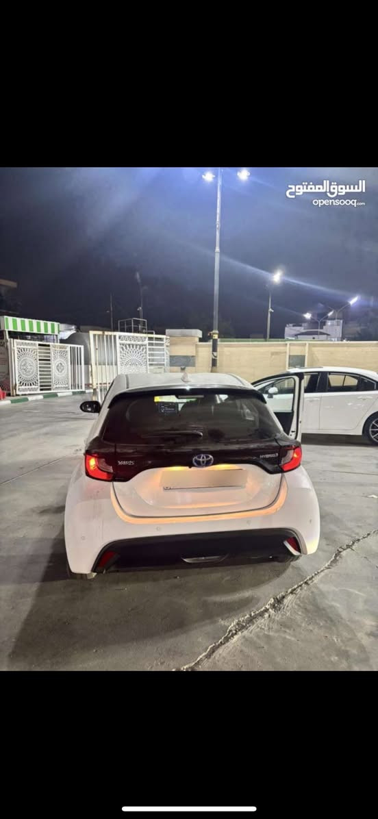 تويوتا يارس هايبرد 2022 رقم بغداد ماشية 33 كيلو نظيفة السياره حادثها بسيط مكاني بغداد سعرها122 وبيها مجال ***********
