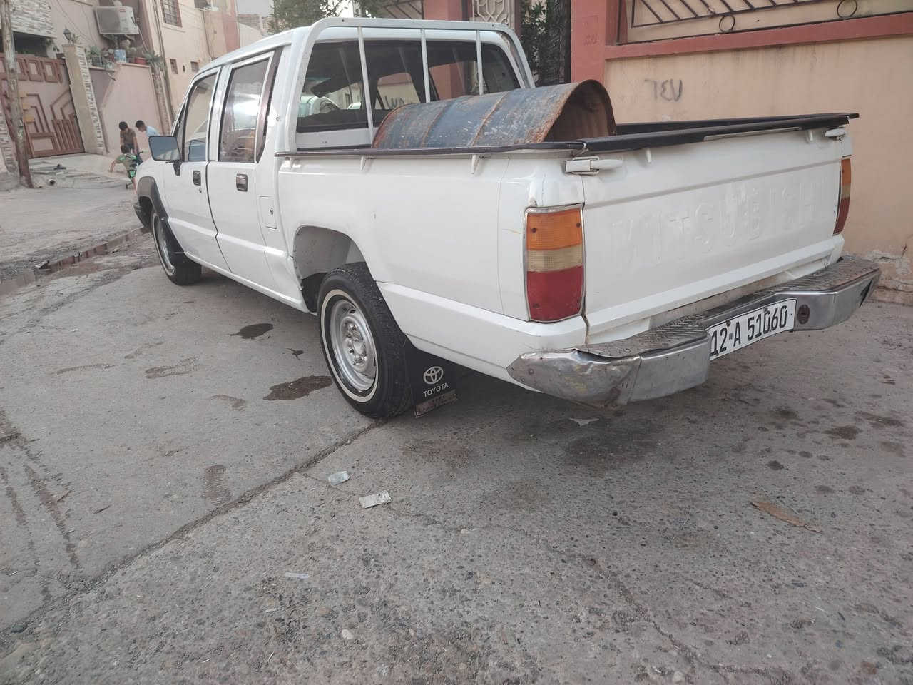 بيكم مستبوشي كير محرك تيوتى رقم انكليزي شاصي شرط مابيها كوبون صبغ عام شرطالوكاله وتحويل سعر 45)
***********
