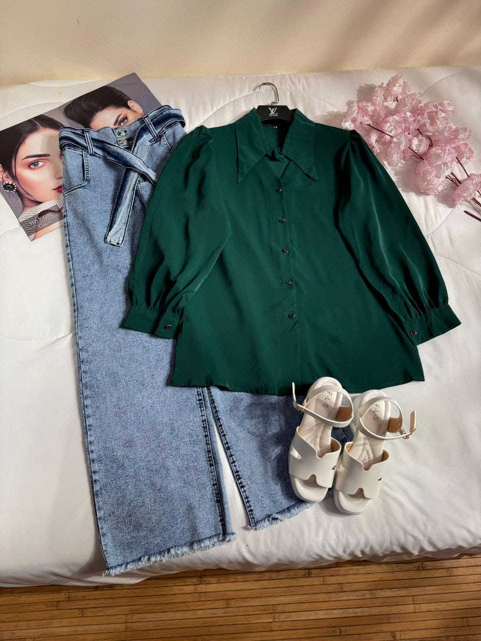 نهتم بأدق التفاصيل لتكوني أنيقة بإمتياز ✨️🤎😇

قميص مع بنطلون❤‍🩹

خامة جسيكا & جينز🔥

🌸✨38-40-42-44-46✨🌸

   للحجز يرجى مراسلة الصفحة ⭕️

خدمة التوصيل متوفرة لجميع مناطق العراق🚚


**إذا كنت صاحب هذا الإعلان وتريد حذفه لأي سبب، رجاءا أرسل رسالة إلى الدعم الفني**