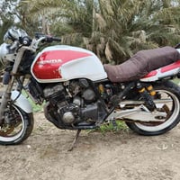 شباب دراجه سيبي فور 400 الدراجه كامله محرك مفتوح بس مجفت تجفيت مضبوط ا...