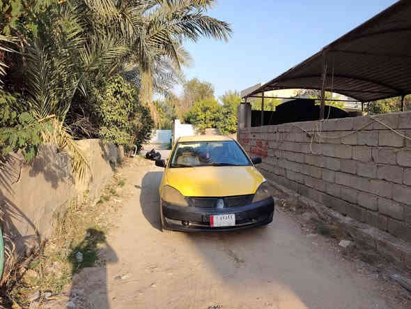 سلام عليكم لانسر ٢٠٠٩ كير اوتمتك قبل سبوع بدلتة    رقم بغداد مشروع وطني بسمي سنوية نهاية ٢٠٢٦ تبريد شغال ثلج مكينة بيه خيط بخار بنيد وباب خلفي جهت بصف سايق بدل مصبوغ وكامل  صدر امامي جديد صدر خلفي نص عمر هاي تفاصيل سيارة كاملة ( ٦٠)  وبيه مجال بسيط للشراي ***********
