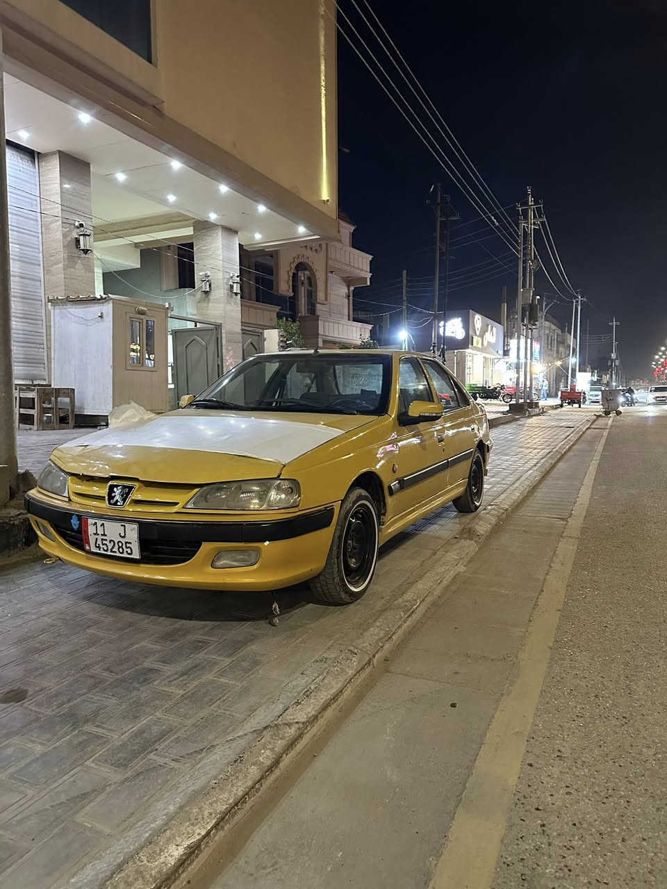 بارص للبيع 2015 مكينه بيها بدايه خيط بخار  بيها جاملغ وباب صبغ غير هاذا مابيها مكاني بابل مركز المدينه السعر 35 وبيها مجال قليل  للاستفسار ***********
