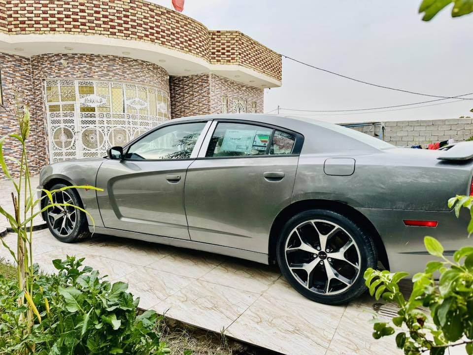 يالله مكلف بلنشر *********** جارجر 2014 خليجي كفاله سياره مرمزه ع شاصي شرط الحاسبه رقم وسنويه نكليزي 2030 مكينه وكير 3600 تبريد تدفئه كفاله عامه سعر 56 وبيه مجال
