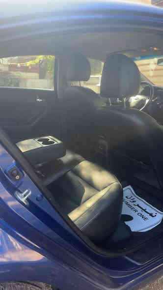 فورتي 2017 
محرك2000 دوش
-اقرأ الملاحضة-
رقم بغداد وارد امريكي
فول مواصفات عدى فتحة سقف 
تحكم ستيرن 
تدفئة كشنات
بصمه ابواب
فتح صندوگ عن بعد
قطعتين تبريد
اشاير مري
مانع انزلاق
كاميرا خلفيه
شاشة كار بلي
مري شفط
مثبت سرعه
3 انضمه قياده 
⭕️ملاحضه السياره مجفته فقط كازكيت 
تجي وتشوفها 
مصبوغه حزام ومبدله باب سونارها موجود
السعر 95 وبيها مجال بسيط 
مكان السياره بغداد الاتصال ***********
