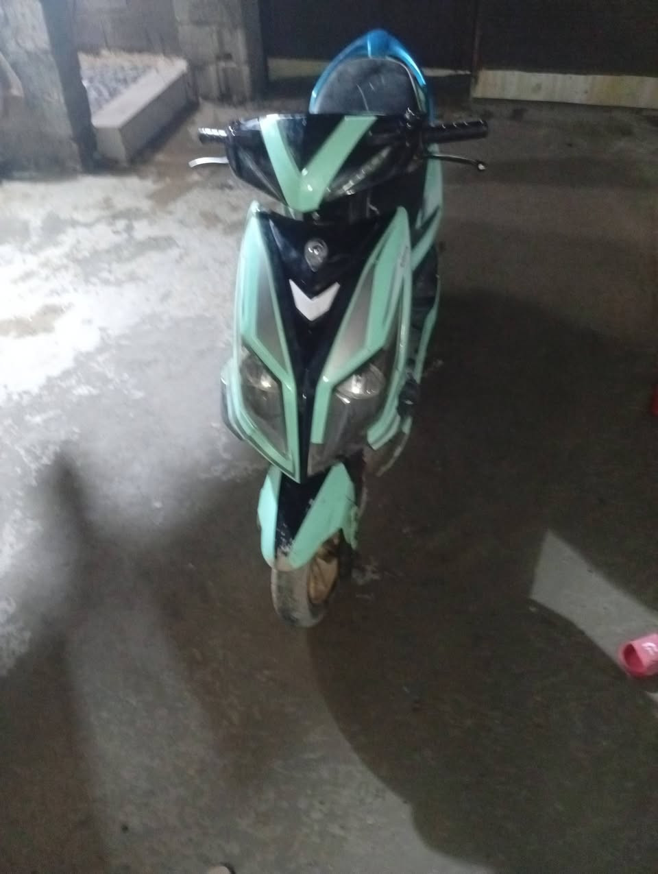 سلام عليكم دراجه شغاله كامله مكمله متوازي عله بيعتهه 150وبيهه مجال مكاني مكتب بيروت  ***********
