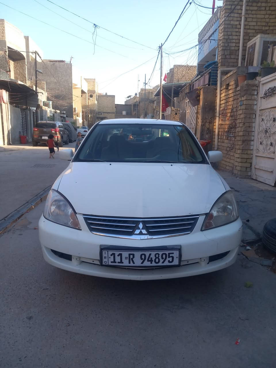 السلام عليكم لانسر موديل 2012 باسمي هزه ورقم جديد تخم تاير جدد دسكات ودوشمه جديده راديترات ومنضومه مال مي كامله جدد تبريد ثلج سياره جاهز  ع  اخر حبايه مابيهه كل نقص كير ومكينه خير من الله السياره بيهه ضربه بل جاملغ الامامي مبدل والدواير الخلفيه صبغ والجاملغات هم صبغ ابيعلك حزام مكاني نهايه بغداد  نهايه حي اور 
*********** 
السعر ب 79 وبيهه مجال بسيط
