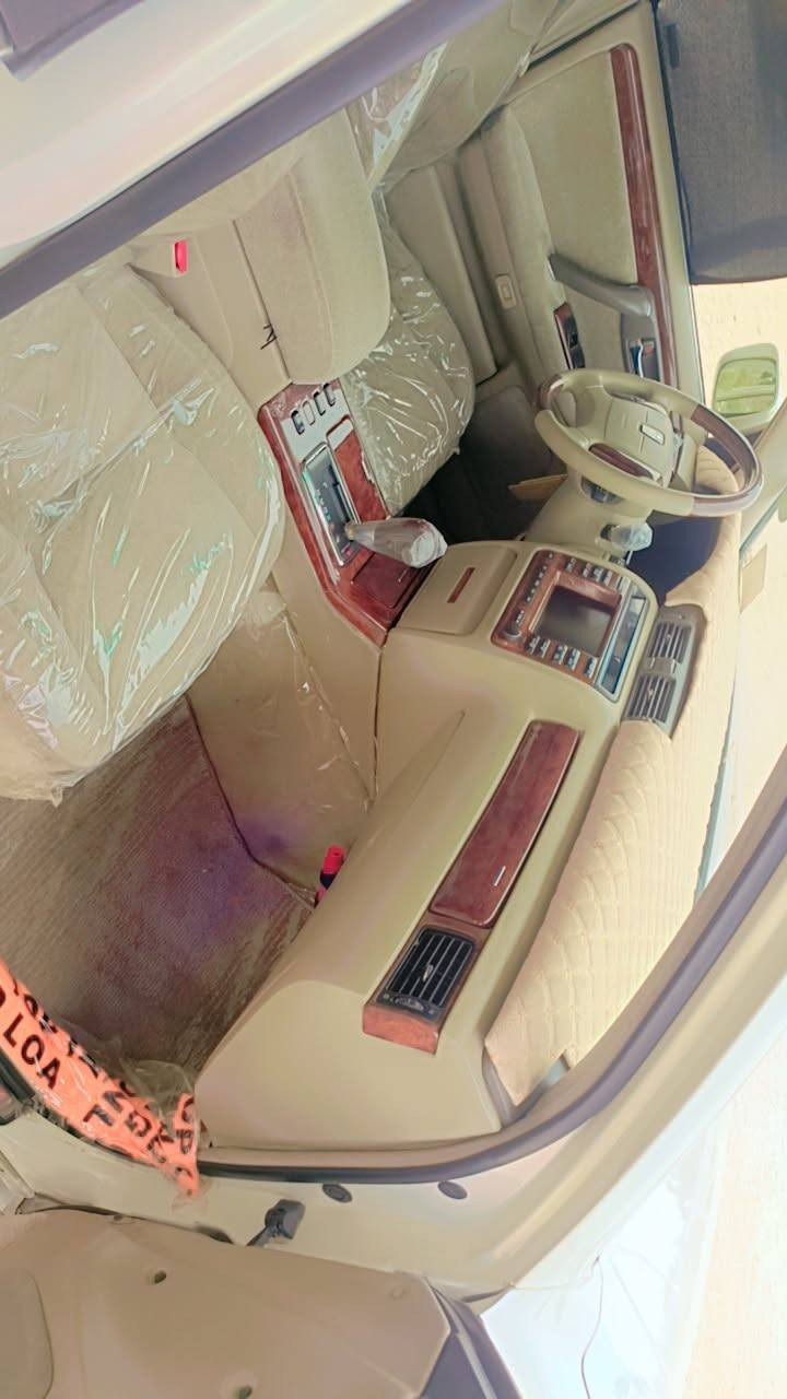 ملكه كفاله من الكص وضربه ونقل جثه
سلام عليكم

موديل 2002
كرستال اصل خضراوي
3دكم 
برده كهرباء وسترين كهرباء
اريل امامي خلفي
ديفور الكبير
شرط التحويل
4كشنات كهرباء
ماشيه 70الف حقيقي
تخم تاير
مكينه وكير وحداديه كفاله
مكانه الحمزه الشرقي قضاء السدير 
متواجدين على الخاص
