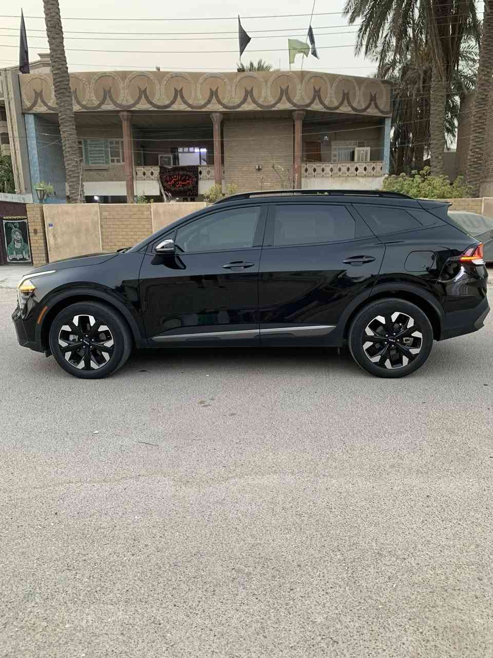 سلام عليكم للبيع كيا سبورتج موديل 23 اكس لاين بدون رقم
وبدون اي ايرباك 
وبدون شواصي ولغود رايترات 
الاستفسار ***********
