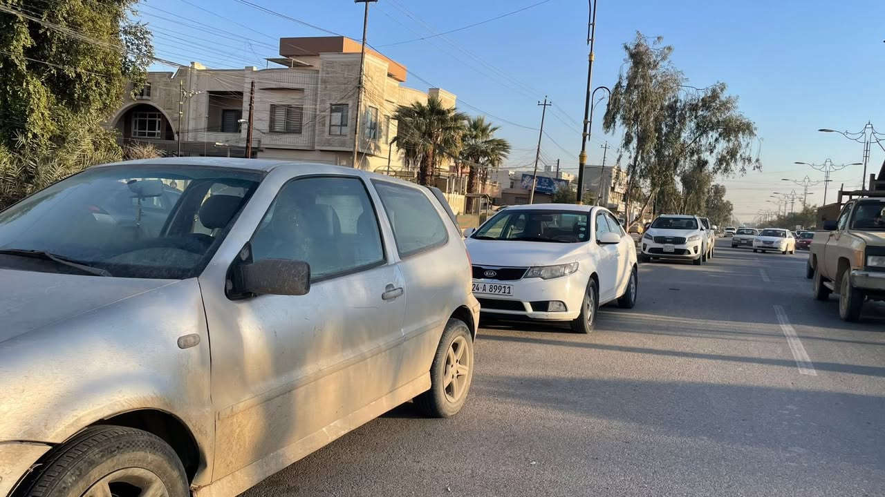 السلام عليكم
سيارة كولف بولو نفخ تك باب للبيع
رقم فحص نينوى
سنويه بيضة
كير ومكينه شرط..محور  تويوتا يارس
طخم تايات جديد
باتري جديد
بدون كوبون بانزين
لون رصاصي
 شرط التحويل فقط 
السعر ٢٢ ورقة وبيها مجال 
تبريد تدفئة
 بيها ملاحظات بسيطة تعال وتدلل
اي استفسار  ***********
