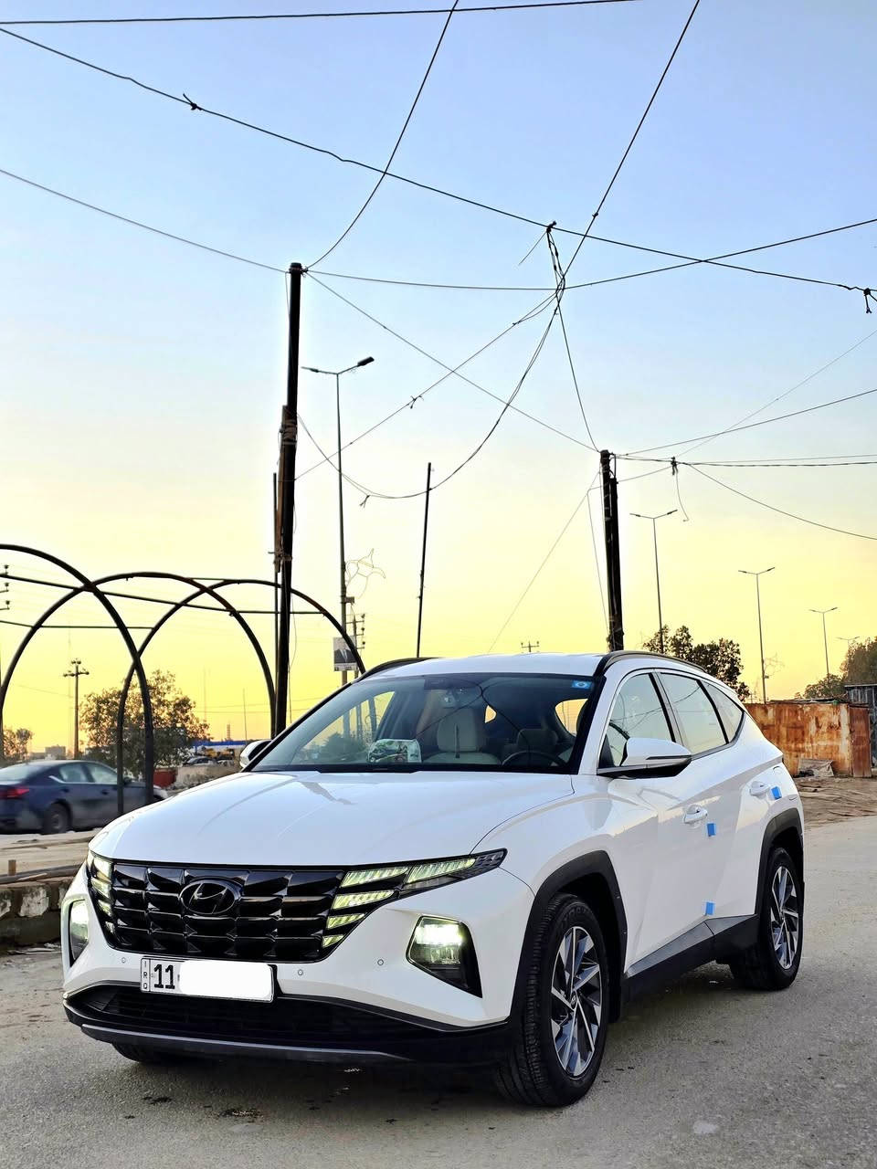 السلام عليكم
توكسان 2024 خليجي 
يتوفر بيع أو مراوس 
✅️مرقم بغداد✅️

المواصفات :-
🔴تشغيل ذكي ( بصمة ) + تشغيل عن بعد 
🔴ماشية 40 الف 
🔴شاشة Carplay  
🔴كامرة خلفية دوارة 
🔴تبريد قطعتين 
🔴كراسي كهرباء  
🔴بردات خلفية
🔴فول تحكم ستيرين 
🔴 دشبول ايباد 
🔴حساس امامي و خلفي 
🔴نظام تشغيل واطفاء الحساسات
🔴نظام تشغيل الكاميرا الخلفية 
🔴 شاحن وايرليس 
🔴 نظام مساعد نزول المنحدرات
🔴اوتو هولد 
🔴هاند بريك كهرباء
🔴 4 وضعيات قيادة 
🔴مانع انزلاق 
🔴ويل كروم

🔴سيارة كفالة عامة ما عدا بارد بالجاملغ امامي وبارد بالباب الخلفي كد اصبعين بسيطات كلش سونار موجود بالمنشور 
🔴مكان السيارة الديوانية 

🔴السعر 217 وبيه مجال قليل حك الجية 

🔴سجاد زمان *********** أتصال او واتساب
