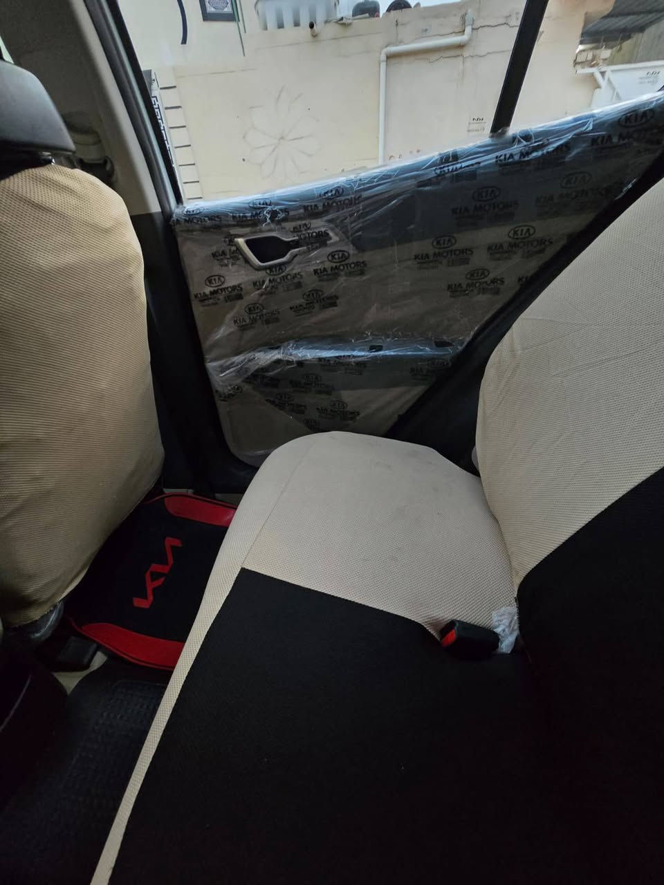 السلام عليكم ورحمة الله وبركاتة
للبيع سبورتج خليجي 2023 سمارت معروفة مواصفتها كفالة عامة عدا رصعة بالبنيد  والجاملغ الايمن بغداد مشروع وطني باسمي رقم انكليزي الجديد ماشية 32 الف 

كل نقص مبيها ، مواصفات السيارة 

بصمة تشغيل عدد 2

بصمة ابواب

تشغيل عن بعد 

تحكم بالجام عن بعد

لايت ماطور تحكم 

سايد بريك بصمة 

مري جانبيه كهرباء  واشاير بالمري

اربع مودات قيادة (سبورت ونورمال وايكو وسمارت ) 

اوتو هولد توقف ذاتي

كروس سرعه 

تبريد قطعتين 

لدات امامية خلفيه مع زينون 

شفتات بالستيرن تبديل نمر 

فول تحكم ستيرن 

مانع انزلاق 

دكمة منحدرات 

كاميرا امامية خلفية 

حساسات امامي خلفي 

شاشة متصل

شاشة اعطال 

ترحيب 

دبل بصمة وكل غراضها وياها . السعر 220  وبيها مجال . 

***********
