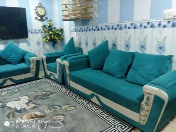 تخم قنفات 5قطع تركي نضيف بدون أضرار السعر 300 مكاني الحيانيه ***********
