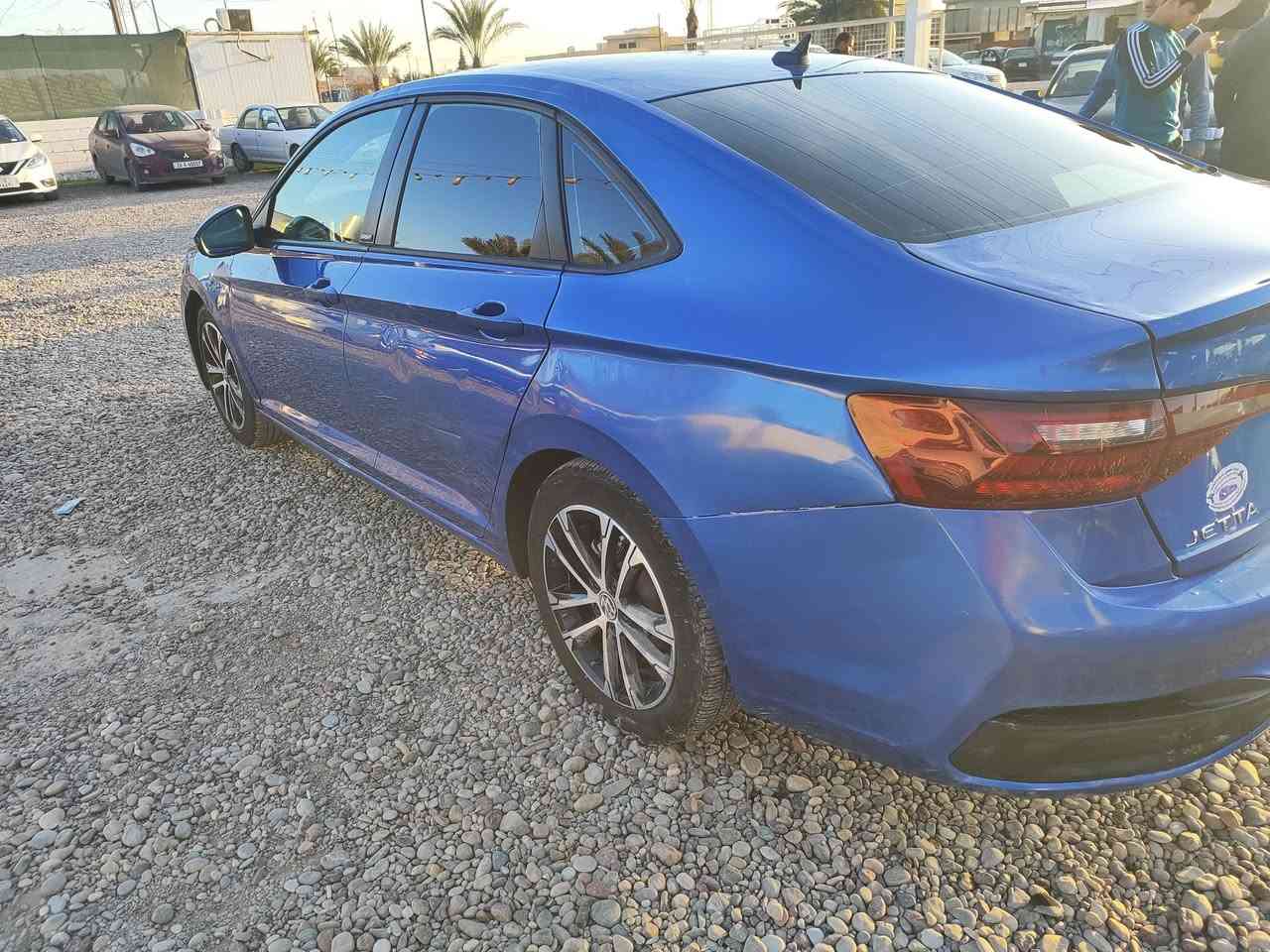 يتوفر لدى معرض حمو لتجارة السيارات
للبيع  ..  او مراوس
جيته
موديل 2024
بدون رقم 
كير عادي 6 نمر
السياره بيه 3 قطع /بية بارد بل قمارة
السياره محرك وكير شرط
ماشية 62 الف
صدر تخم تاير كلو جديد 
تدفيه تبريد جاهز
كهربائيات كلها شغاله بدون نقص 

السعر 117 💵وبيها مجال للشراي
للأستفسار:الاتصال بالرقم التالي/
*********** 📱
او مراسلتنا على الخاص 
واتس آب✅
ماسنجر✉️
#موقعنا_العلم_الشارع_الرئيسي_قرب_الحي_الصناعي📍
