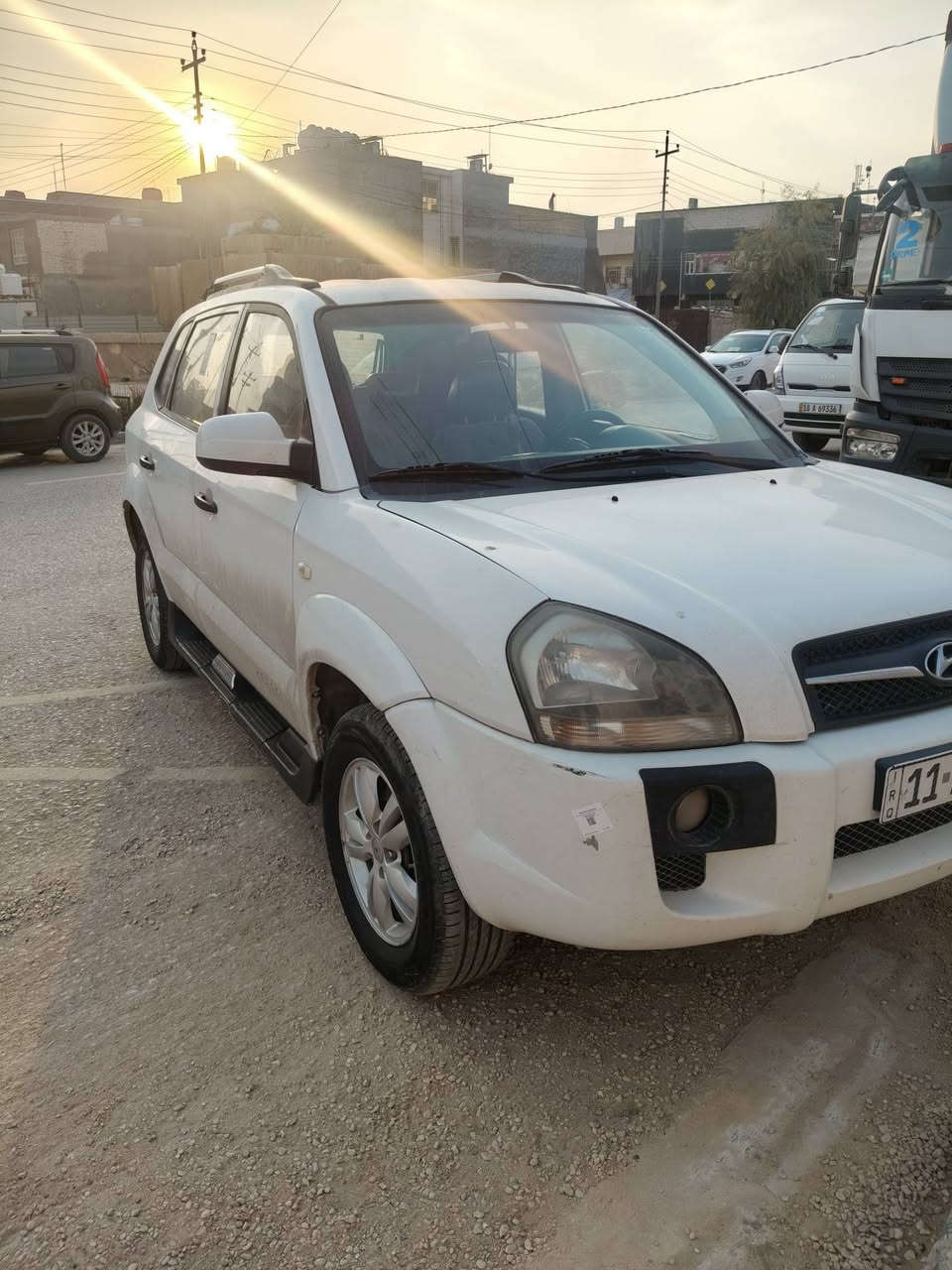 توسان 2009 للبيع
سياره نظيفه مكينه وكير نظيف 
بيها ضربيه باب بصف السايق 
السعر 107 لل استفسار واتساب او اتصال 
***********
مكاني كربلاء
