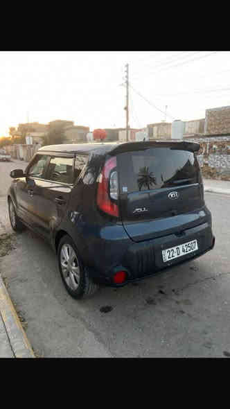 السلام عليكم 
كيه صول 2015 وارد امريكي للبيع رقم اربيل دولي وهزه جديده باسم عربي 
مكينه2000 GDi مكفوله كير مكفول تبريد منضومه جديده صدر جديده سياره ماشيه ٩٠الف حقيقي  
مواصفات 
شاشه صغيره لمس 
كامره 
فول تحكم ستيرين 
3وضعيات قياده
مانع انزلاق  
نضام ايكو اقتصاد 
حادث جاملغ وباب نفسهم راجعات  بدون اي دواخل لغد شاصي كفاله ايرباكات كلها سليمه 
سياره بيها رش صبغ عام بدون حادث 
السعر 90 وبيها  مجال بسيط 
مكان واسط صويره 
للاتصال
*********** الصويرة
