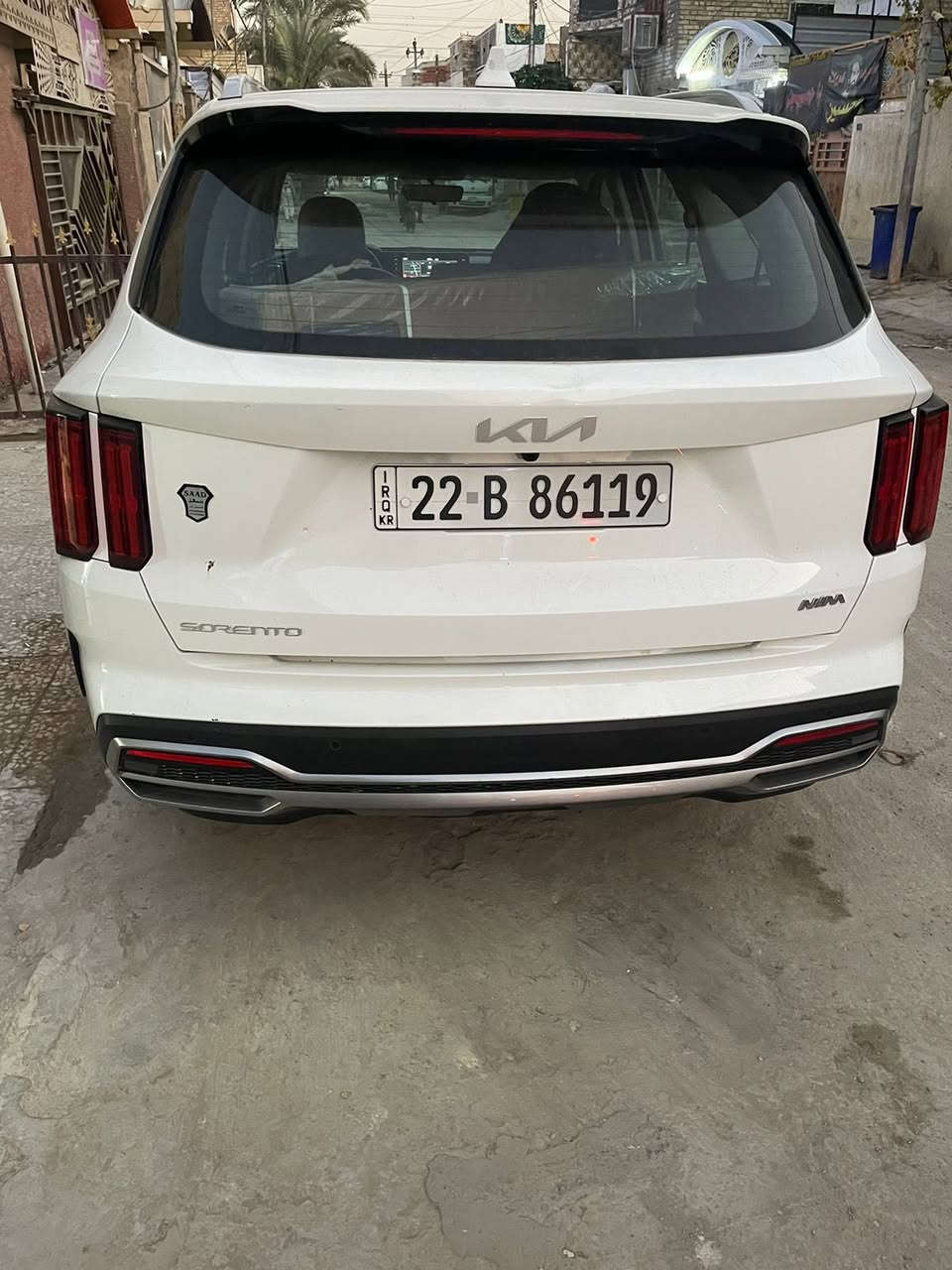 سورنتو 2023  فول مواصفات اعلى فئه  بيه ملاحضات بسيطه السعر ٣٠ وبيه حق الجيه ***********
