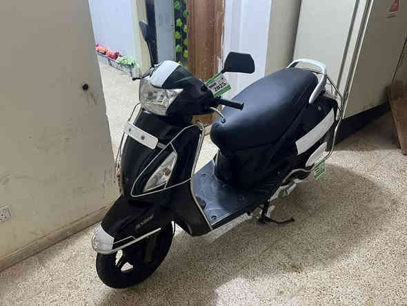 مكلف بلنشر دراجه جديد مكفوله سعرهه واحد و300مكاني كوت قضاء ال‏‪***********‬‏
