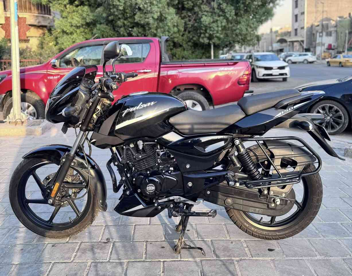 السلام عليكم

للبيع دراجة Bajaj Pulsar 150cc موديل 2023

* ماشية 13 ألف كم فقط
* مرقمة والسنوية باسمي
* برغي ممفتوح وما بيها صبغ أو حوادث
* استخدام شخصي وخفيف (جامعة فقط)
* جميع أمورها جاهزة ولا تحتاج أي مصروف
* الدراجة نظيفة جداً والحمد لله

الموقع: بغداد - شارع فلسطين

السعر: 2,400,000 دينار قابل للتفاوض بالمعقول

للاستفسار الاتصال أو المراسلة:
***********
