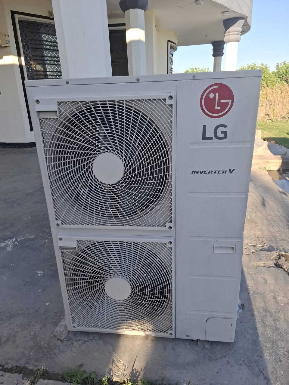 انفيرتر ال جي كوري اصلي ثري فيز 4طن تبريد فقط بلادي غاز 410 مكاني اليوسفيه***********
