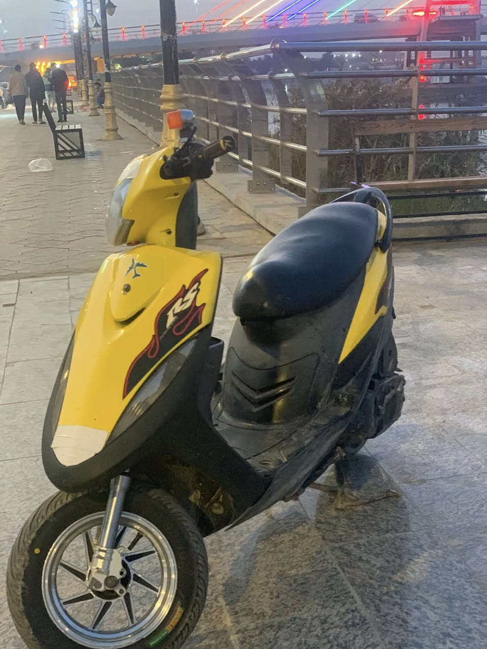 سلام عليكم للبيع مستعجل عله بيعتهه طيني سعرك وتعال خاص
‭٠٧٧٨ ٢٦٥ ٤٣٤١‬
