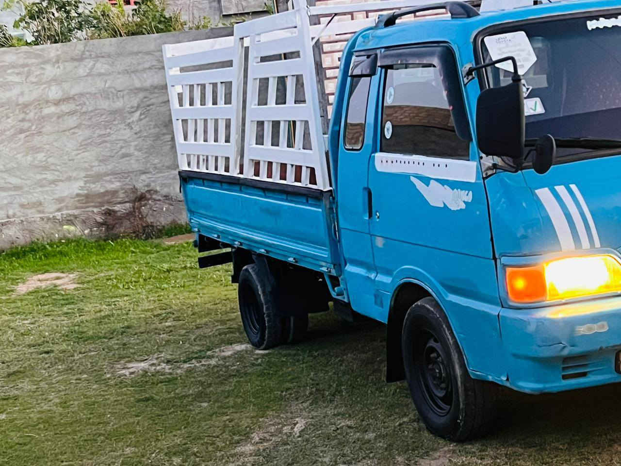 كيه بنكو موديل 96 رقم انبار ألماني سنويه جديده عظم عاج رقم كليزي شاصي وضح شاصي مكفول محرك كير صدر كهربايات تخم تاير كله جديد سياره مال جناي متعوب عليه جهزه من كلشي بدون ضربه قمار بلاديه بدون صبق بور شقال دوشمه تخم تاير كله جديد سياره مال جناي متعوب عليه *********** مكاني رمادي خالديه ***********
