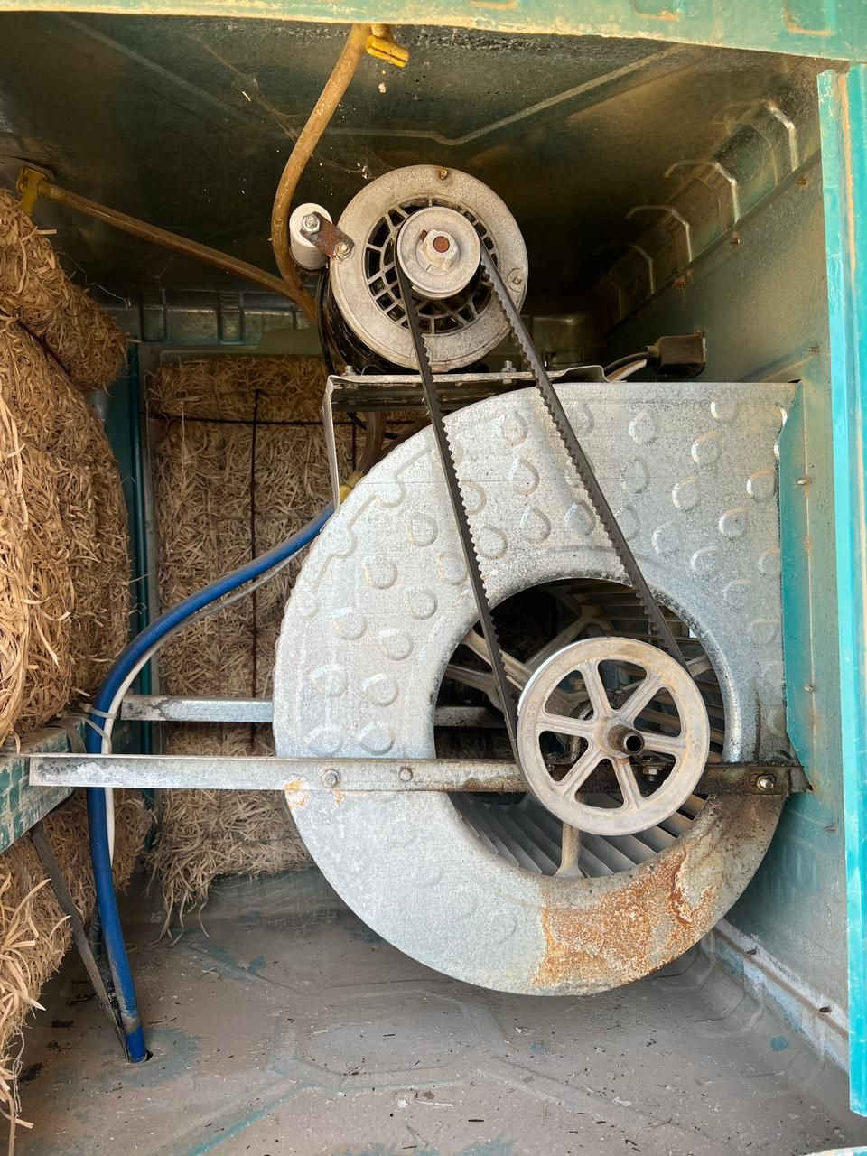 سلام عليكم 
مكلفه بنشر 
مبرده ايراني حجمها ٢ ونص
مشتغله موسم واحد بعدها جديده 
سعره شراء ١٣٥ سعر لبيع ٧٥ قفل
سبب لبيع جايبين سبلت بمكانها وميستخدموها
ليريدها يدخلي انطي رقم صاحب لمبرده


**إذا كنت صاحب هذا الإعلان وتريد حذفه لأي سبب، رجاءا أرسل رسالة إلى الدعم الفني**