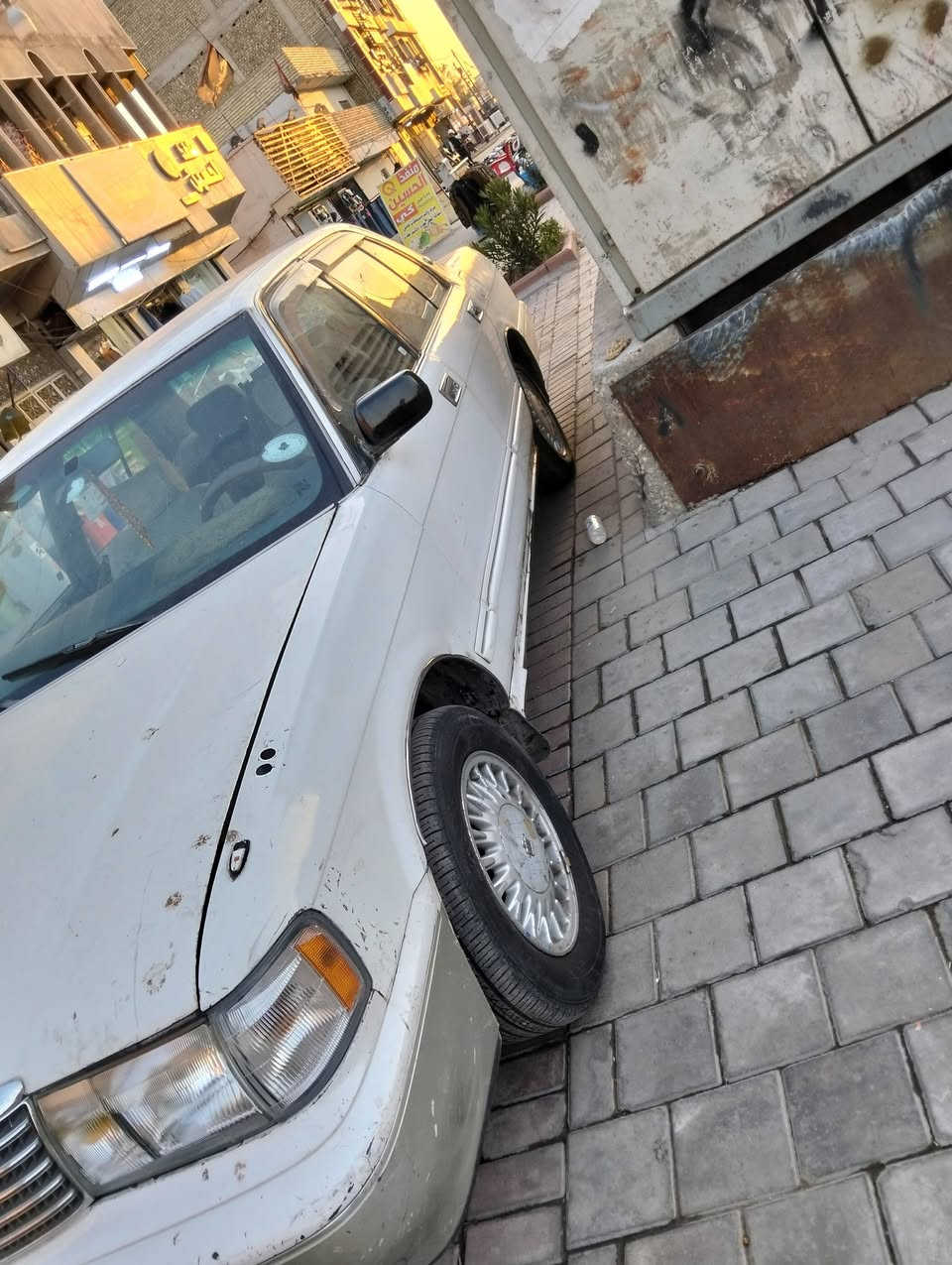 سلام عليكم رمضان كريم سياره كراون ارنب للبيع موديل 1995رقم صدامي السعر35
***********     ***********. متوفر واتساب
