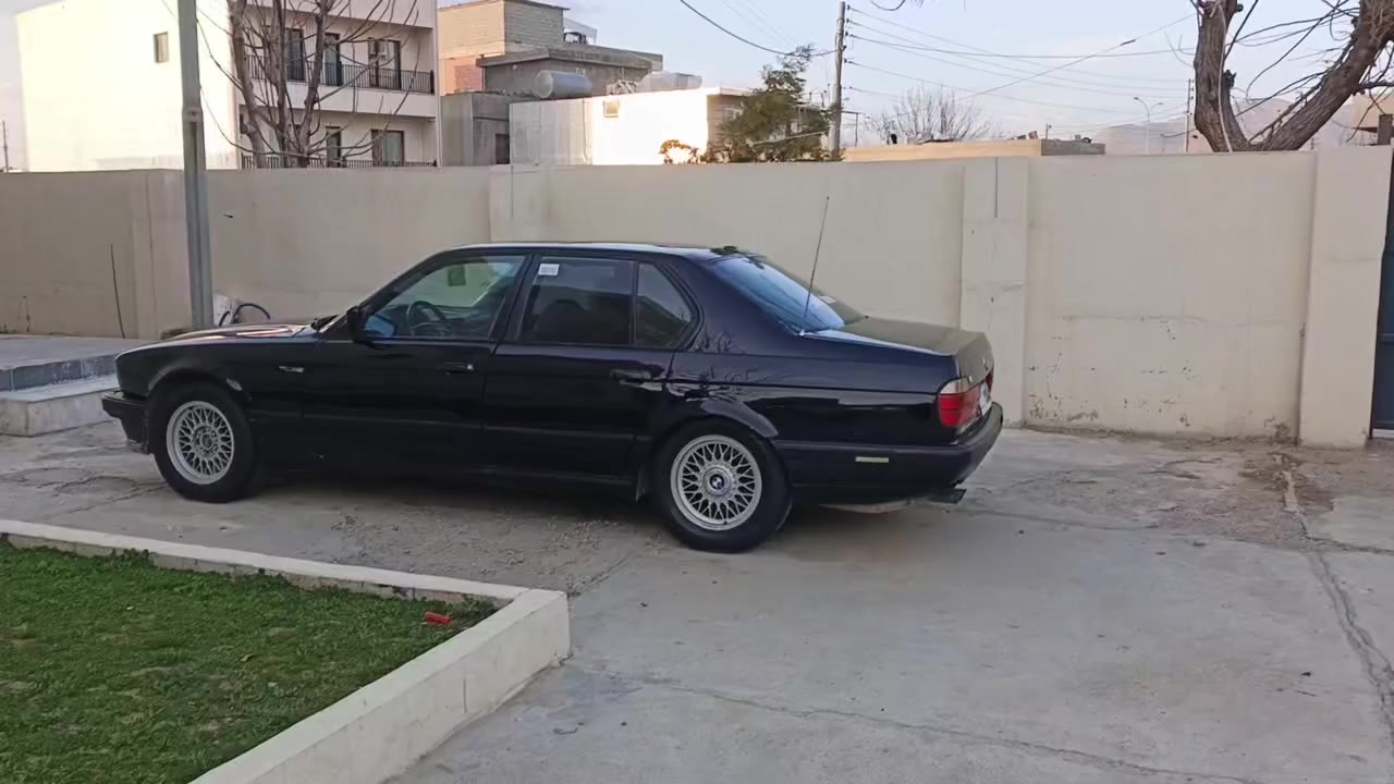 18 گەڵا گێڕی سێوو چوار بەدل ناکا
دینەمۆی شەحن ناکات خەلەلی کەی تیا نیە
بەس پارەی مەکینەوو کوشنە کانی یەتی چات مەکە تەلەفون کە   ۰۷٥۱۱٥۱٤۱۲۱
بیئێم دەبلیو ٧٤٠ ئۆتۆماتیک مۆدیل ١٩٩٤ - جام فۆتۆیە - ٣ پەردەیە - کوشن جلد و ١٢ حەرەکە - ناو سپی - سڵاید - ٦ کەلە - ٤ جام کارەبا - ٤ ویل و تایەی لۆک مشەبەک ئەمریکی


**إذا كنت صاحب هذا الإعلان وتريد حذفه لأي سبب، رجاءا أرسل رسالة إلى الدعم الفني**