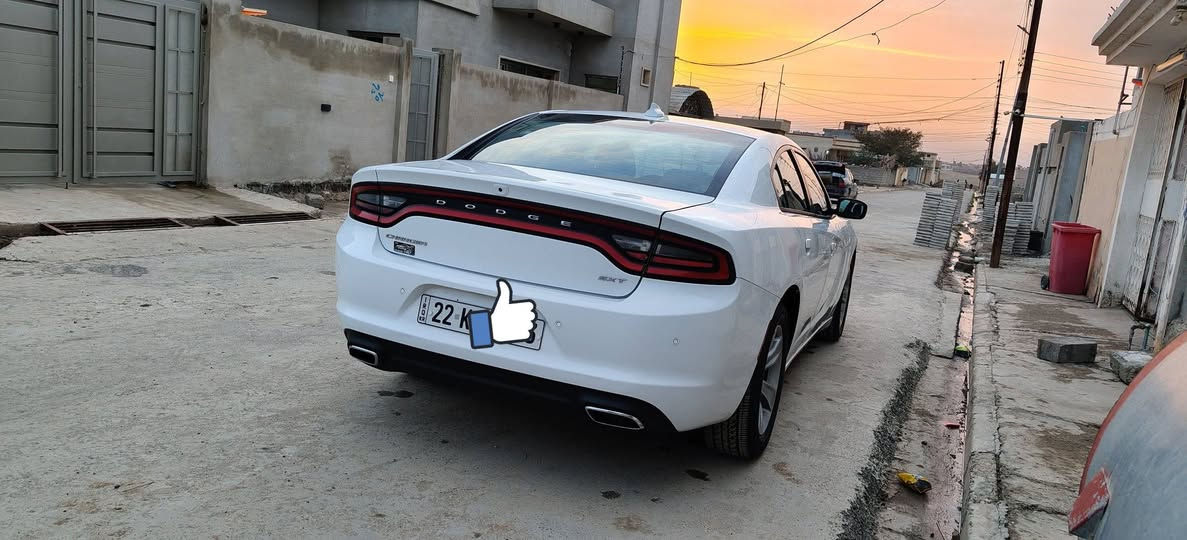 الضرر: كلين تايتل كندي (بدون حادث) - صبغ وكالة.
​المسافة المقطوعة: 60 ألف ميل فقط.
​الرقم: أربيل (باسم صاحب السيارة - تحويل مباشر).
​🌟 المواصفات والإضافات:
​السيارة بمواصفات SXT المعروفة بنظافتها واقتصاديتها، وتشمل:
​✅ فتحة سقف (Slide).
​✅ نقطة عمياء في المرايا الجانبية.
​✅ حساسات خلفية أصلية.
​✅ شاشة كبيرة مع كاميرا خلفية.
​✅ تشغيل عن بعد + بصمة تشغيل .
​✅ كراسي كهرباء .
*********** للتواصل
