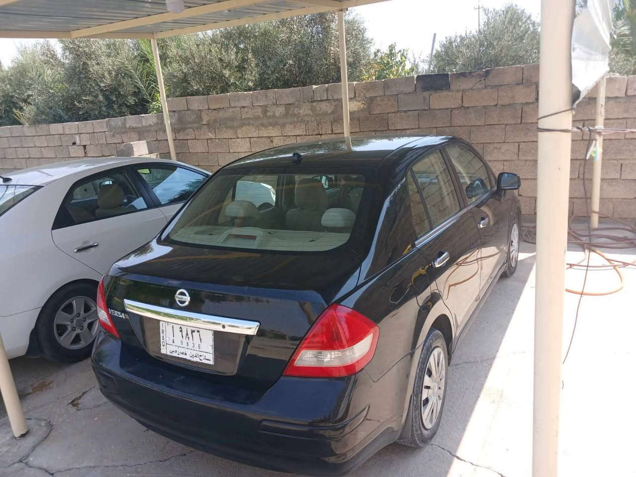 نيسان فيرسا 2008 لون اسود مكينه2000 وارد امريكي 

حادثها بسيط باب سايق والباب الخلفي نصه رش فقط والهلال 

رقمها صلاح الدين سنويه ل27 شرط التحويل والغرامات

السياره نضيفه وخير من الله 

سعر 77$

للاستفسار ***********
