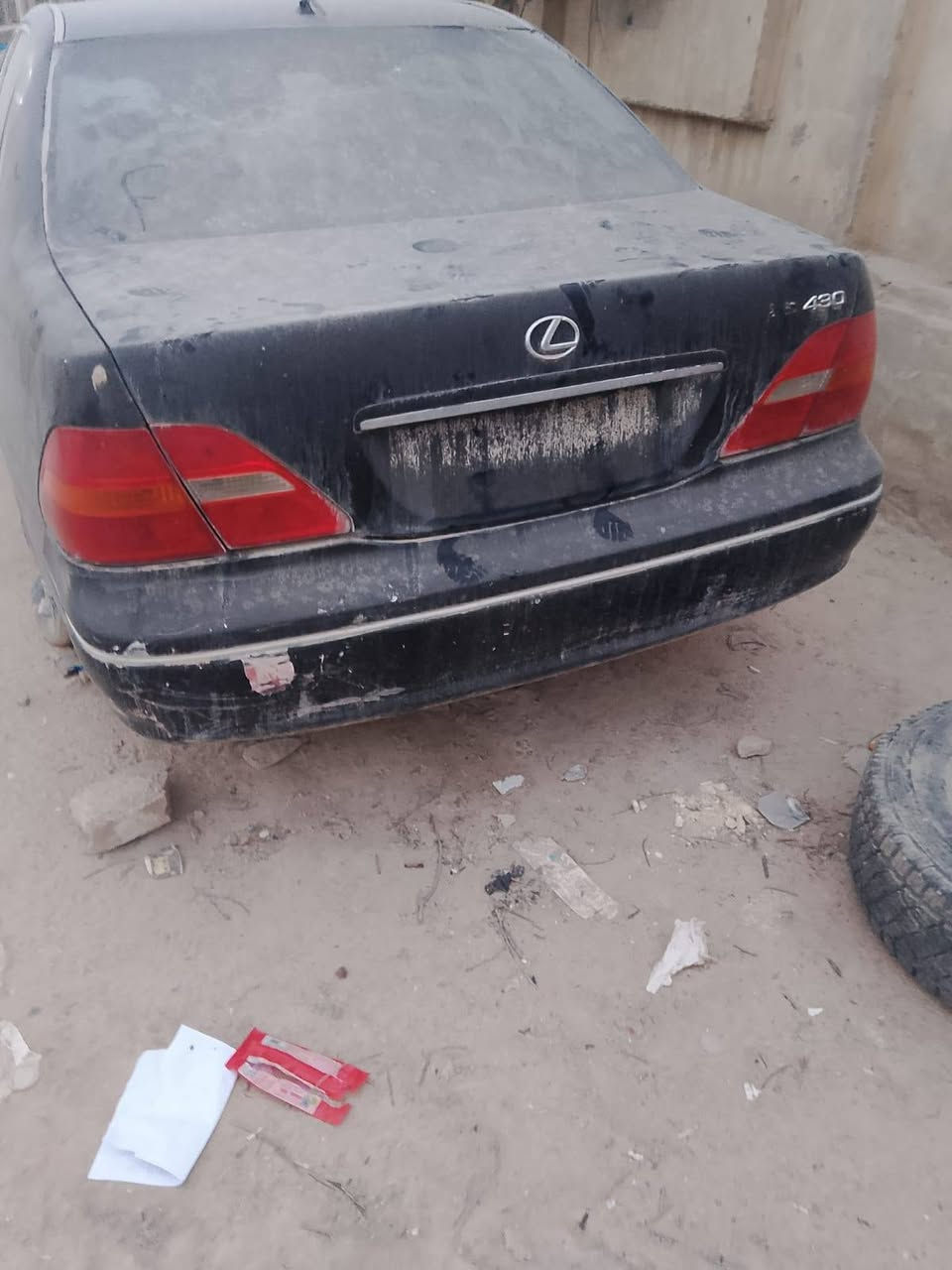 السلام عليكم يوجد غراض الكزز صالون 2005مكينه 8/شرط تشغيل سياره تنباع غطع غطع غيار***********
