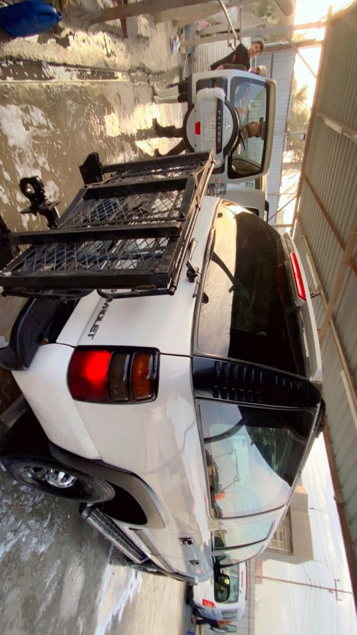 السلام عليكم شوفر ليت للبيع موديل 2004اجره سنويه لل28 كير مكينه اكسل حداديه تخم تاير منضومت زنون تبريد تدفئه سنتر لك مري اشاره +شفط السياره جاهزه من كلشي بسمي تحويل مباشر خطها حله بغداد وصل خط وبحث جدد مكان السياره حله غير متواجد ع الفيس السعر (110) بيها مجال قليلللل    ***********
