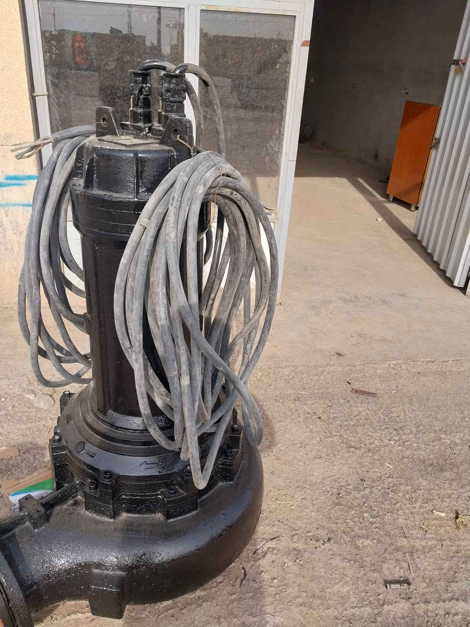 غطاس يطالي
٨ انج /٥٠ حصان /٣فيز /مرحلتين/دلتا/استار/وضع الشركة غير ملفوف/ للبيع إلاتصال/***********/***********
