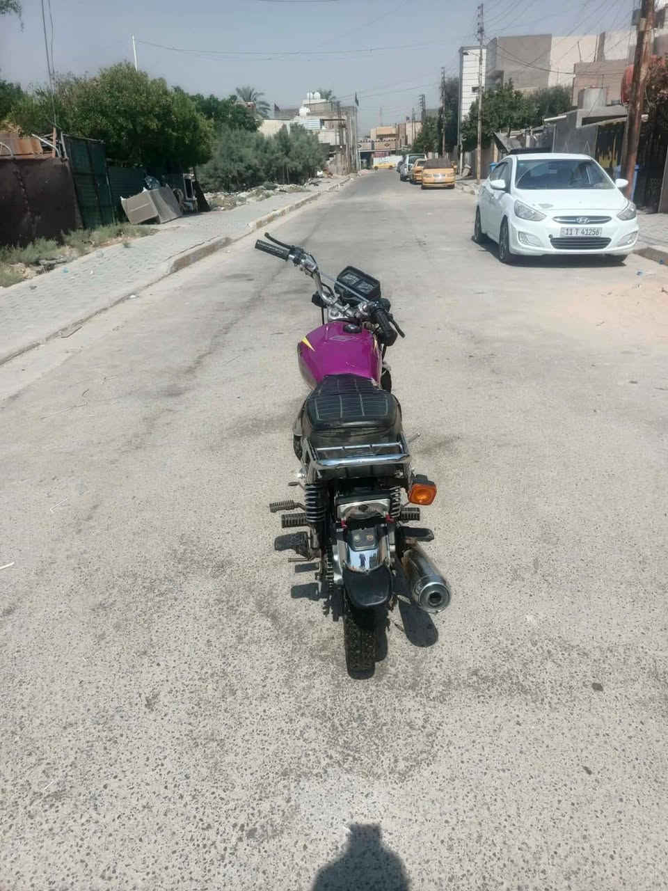 سلام عليكم درجه يارنيه نص هندر للبيع مكان بغداد الحسينيه السعر 350 بيه حك الجيه رقم *********** وتساب فقط
