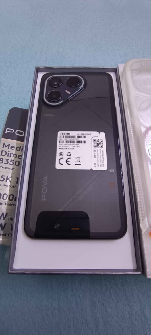 الوحش TECNO POVA 7 ULTRA 5G استعمال اسبوع واحد
RAM 12+12 رام عشوائي
MEMORY 256GB ذاكره
5G
بطارية 6000
كاميرا 108 
144HZ هيرتز شاشه
120FPS PUBG  ببجي
SUPER CHARGE 70 شحن بقدره
شحن عكسي سلكي +شحن لاسلكي للساعة والايربود
السعر 425
بغداد الاعظمية 
لايوجد توصيل
***********
