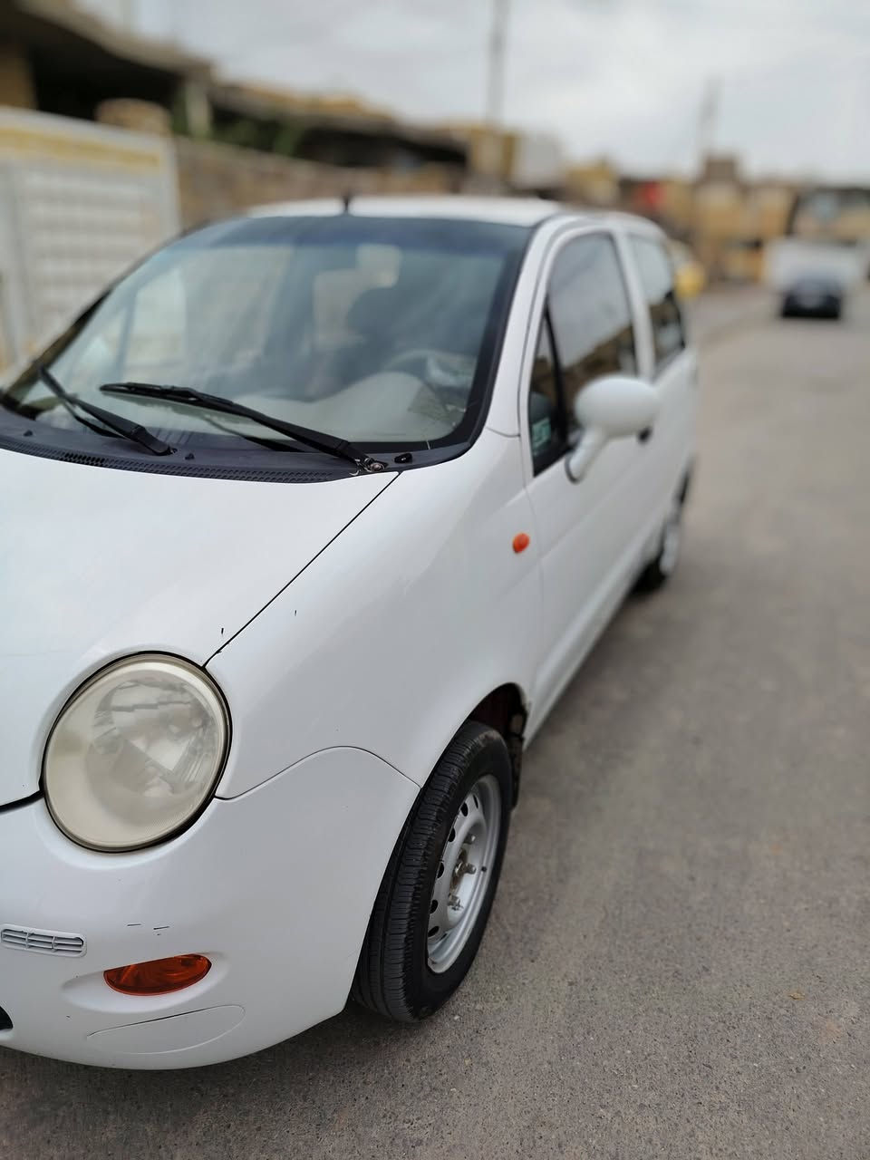 مرحبا للبيع QQ2013 جاهزه مكينه 4 كير عادي مكاني الكوت مركز المدينه سعر33
للتواصل: ***********
