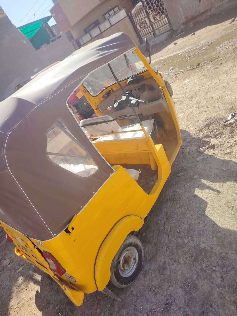 اسلام عليكم  تكتك موديل 2019 وراق بيهن نقص سعر 3000 ستفسار***********
