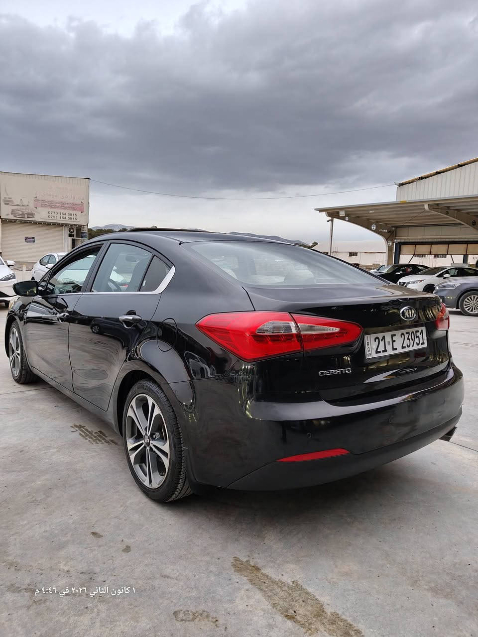 السلام عليكم
سيراتو خليجي / مكاني سليمانية 
2015 كفاله عامة! بدون صبغ 
مواصفات 1/1 فول 
محرك 1600 
السعر : 130 
تواصل 
***********
***********
