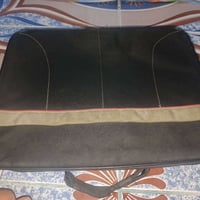 جنطه لابتوب للبيع  حجم كبير  ونضيفه وبيها جيوب  وحتا تفيد لاي شي تخلي ...