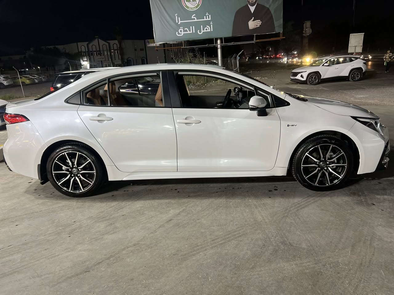 السلام عليكم كورلا 2024 هايبرد وارد صين الشكل الامريكي فئه ال S الصدفي اعلى فئه بل الكورلا داخل جلد لونين كهرباء كفاله عامه ماشيه 15000 السياره على وضع الزيرو مكانه بغداد ***********
