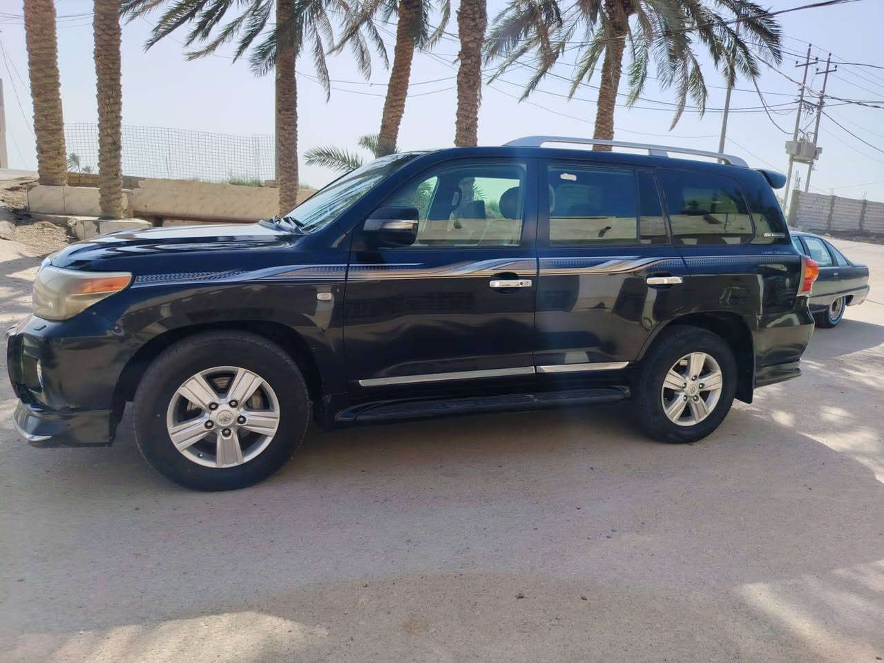 جكساره موديل 2011لون اسود
رقم بغداد 
مكفوله٣٢٠ او بيه مجال فول مواصفات 
ذي قار سوق الشيوخ  ***********
