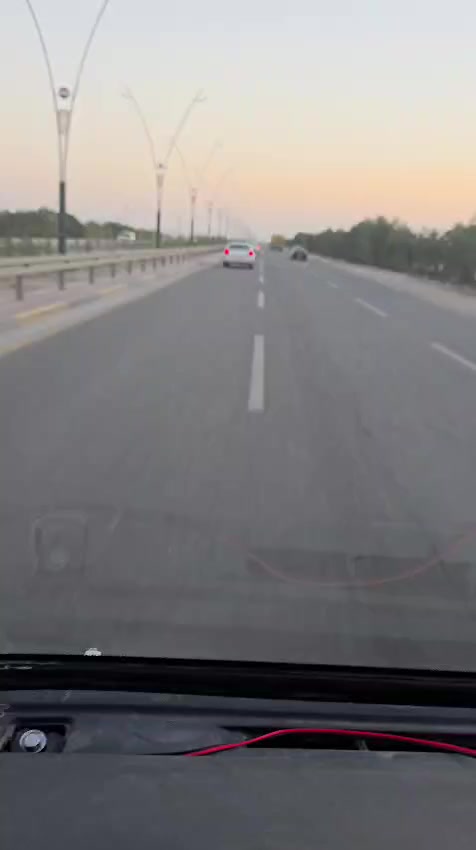 اخوان شراي يخابر لا يعلق والارقام بيهن حتى واتساب كيه هونداي مديل ( ١٩٩٤ ) رقم احمر صدامي رقم بغداد وحتى مكان راعي سياره بلسنويه مكتوب  رقم شاصي موجود وسنويه جبيره اصليه  ماندل راعي اتعهدبلمكاتبه عن سرقه وطلب عشاير مكينه مستوبيشي جديده كير جديد حداده جديده كهربائيات شقاله تخم تاير ٨٠% اكسن جديد شاصي كفاله ويل كب باتري جديد مكان سياره البصره وتجي وتطلع تراي يلا تحط فلوسك ترايك وين مايعجبك سياره كبل للشارع اصله 11 راكب وضايفيله كشن صايره 14 راكب السعر ( ١٥ ) وبيه مجال حك جيه ( *********** ) ( *********** )
