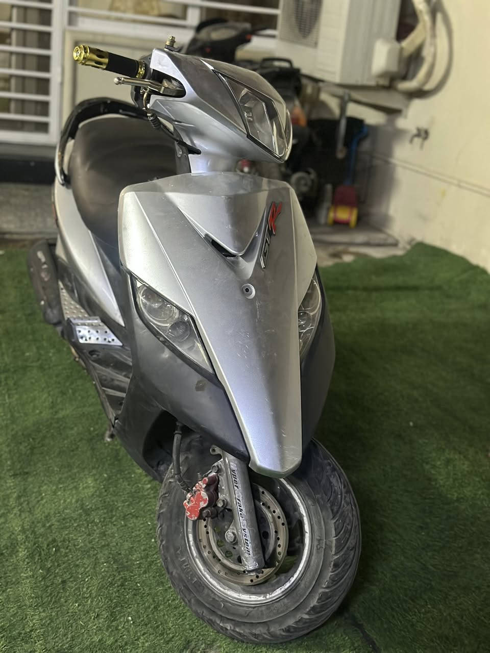 يده مزوده مكينه 58ونص  كلجات بلادي الدراجه شلعه بطناش ومعدل وناعمه وجاهزه مكاني بغداد

السعر 750 مكاني حي جامعه بغداد ***********
