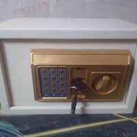 هاي قاصه للبيع 35 وفيها مجال 07889347351